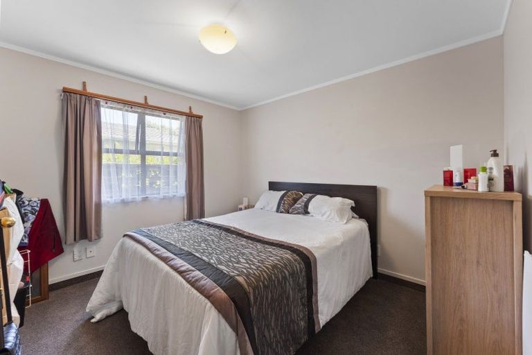 Photo of property in 10f2- Wilford Street, Wallaceville, Upper Hutt, 5018