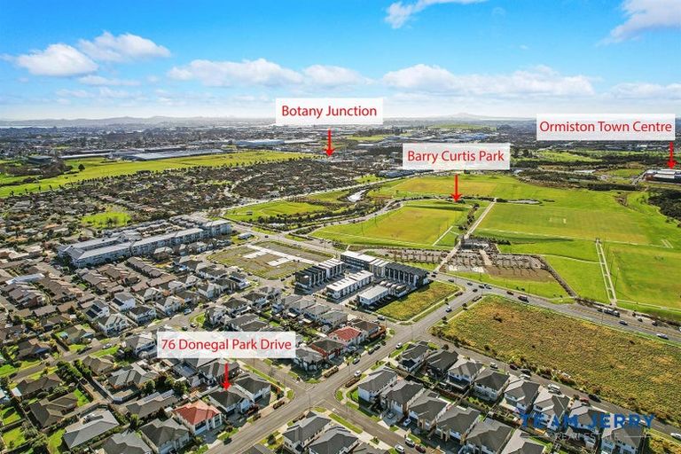 Photo of property in 76 Donegal Park Drive, Flat Bush, Auckland, 2019