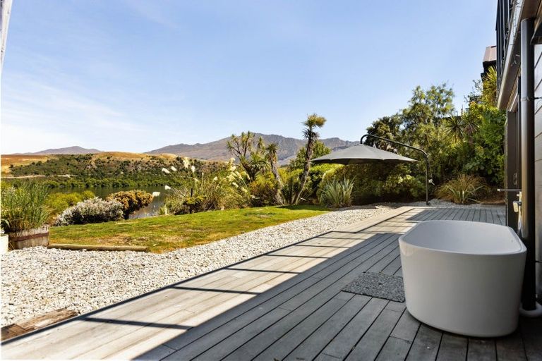 Photo of property in 103 Arrowtown-lake Hayes Road, Lake Hayes, Queenstown, 9371