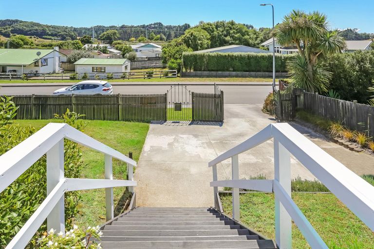 Photo of property in 6 Martindale Lane, Tuakau, 2121
