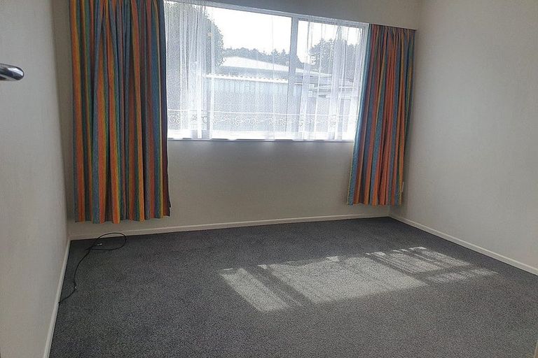 Photo of property in 21 Kendal Grove, Wainuiomata, Lower Hutt, 5014