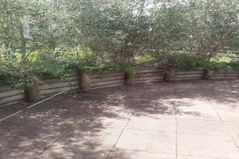 Photo of property in 87 Tawa Road, Kumeu, 0891