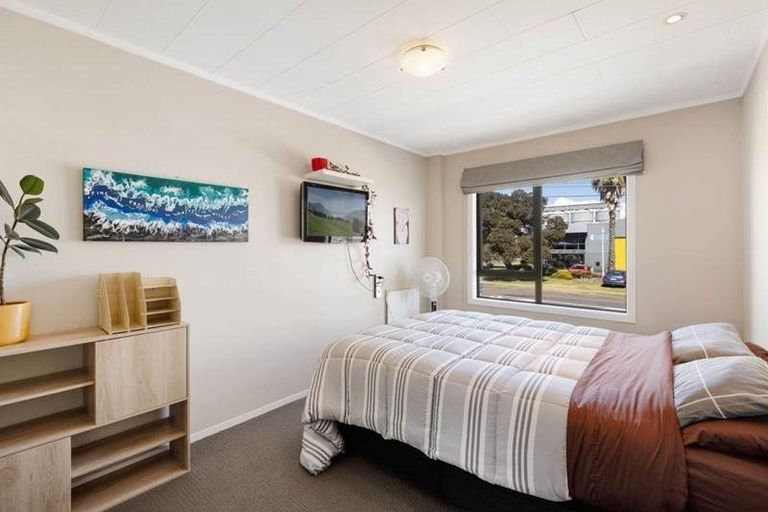 Photo of property in 41 Tawa Street, Mount Maunganui, 3116