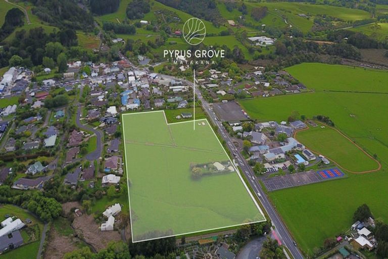 Photo of property in 16 Tiaki Lane, Matakana, 0985