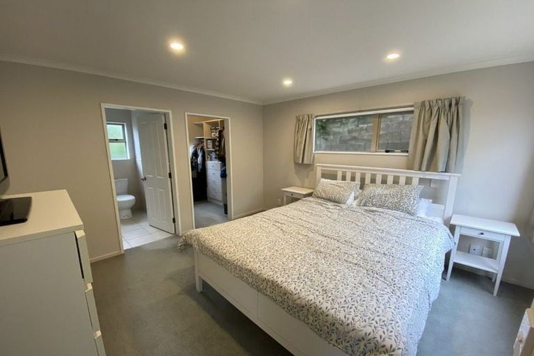 Photo of property in 11c Lerwick Terrace, Melrose, Wellington, 6023