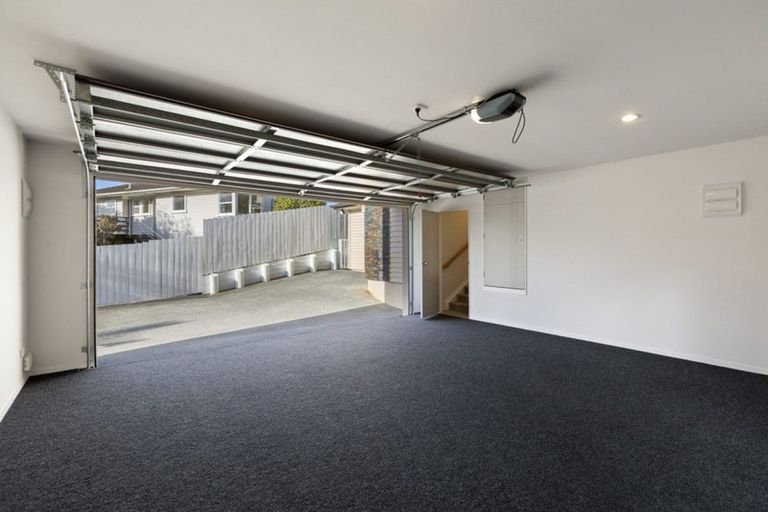 Photo of property in 41 Fairmount Road, Titirangi, Auckland, 0604