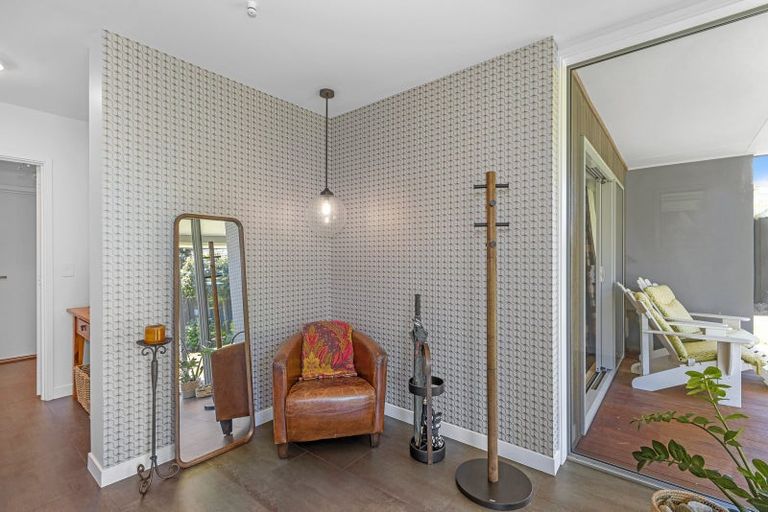 Photo of property in 19 Abbotts Place, Avonhead, Christchurch, 8042