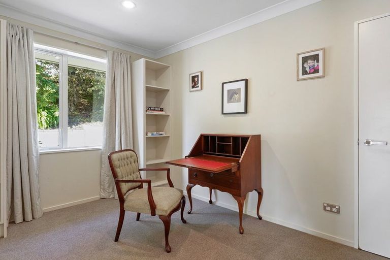 Photo of property in 18 Saint Andrews Hill Road, Mount Pleasant, Christchurch, 8081