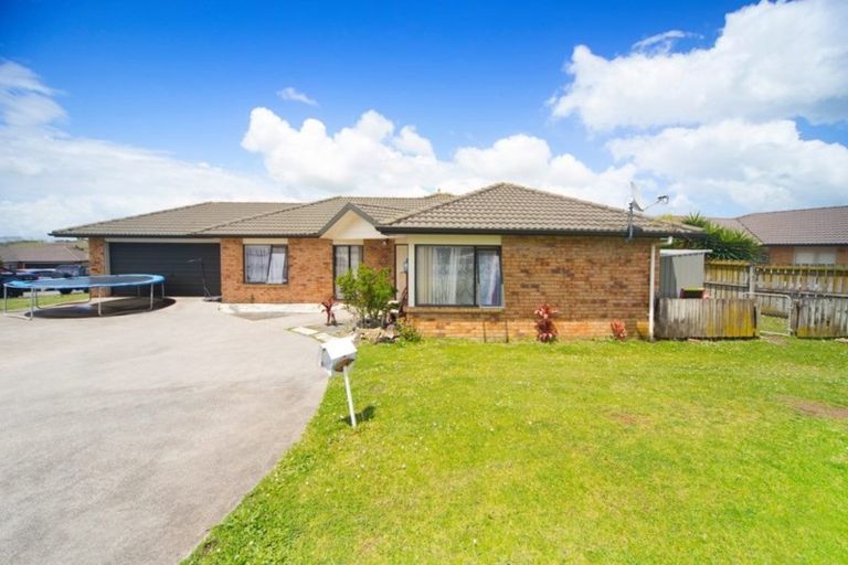 Photo of property in 43 Prangley Avenue, Mangere, Auckland, 2022