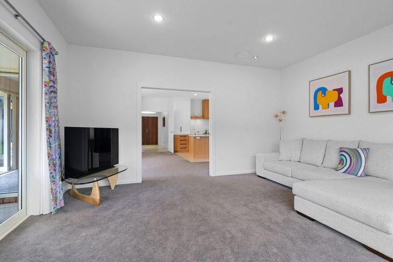 Photo of property in 7 Norfolk Drive, Cambridge, 3434