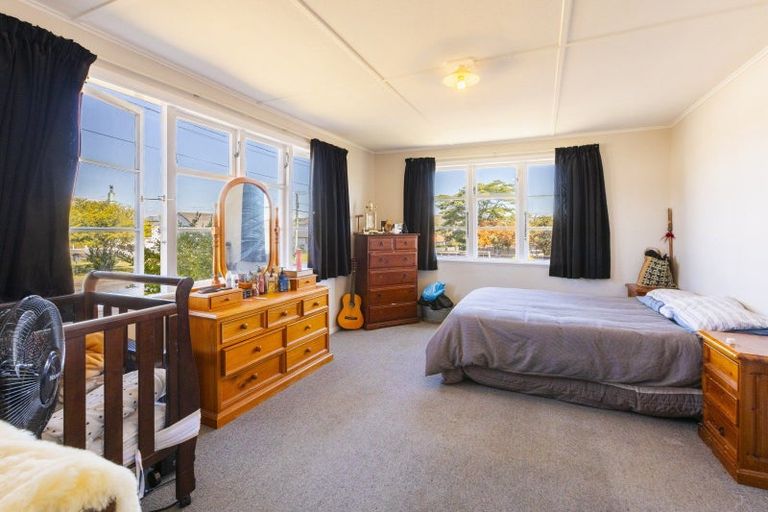 Photo of property in 12 Freyberg Terrace, Waipukurau, 4200