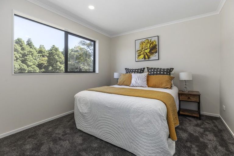 Photo of property in 2a Hughs Way, Flat Bush, Auckland, 2019
