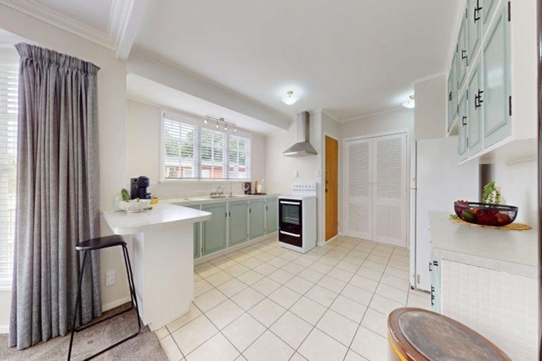 Photo of property in 1 Byrd Street, Levin, 5510
