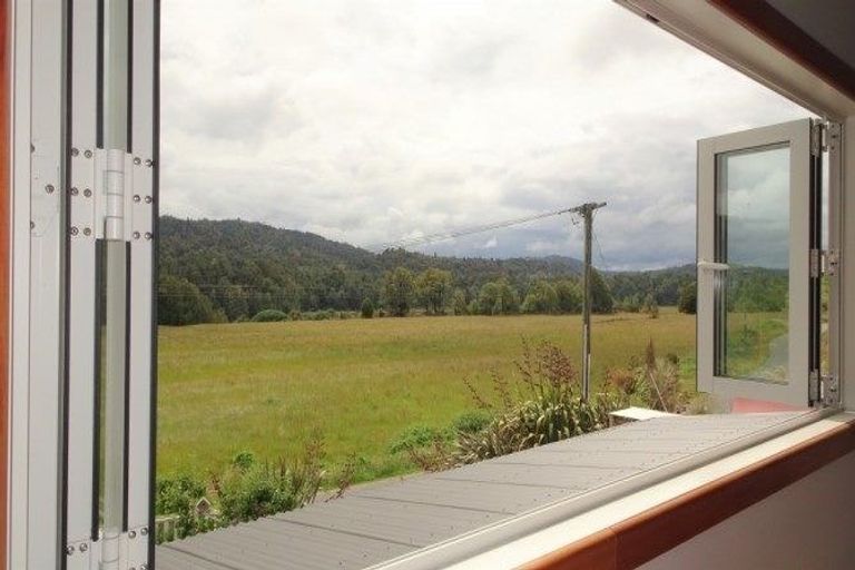 Photo of property in 14 Austin Road, Nelson Creek, Dobson, 7872