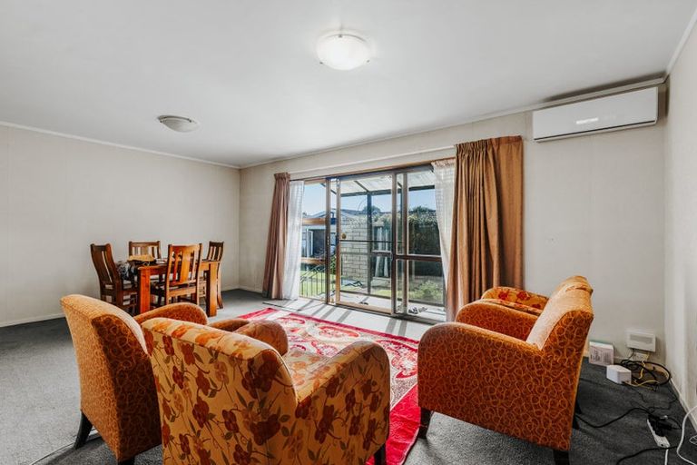 Photo of property in 2/1246 Cameron Road, Gate Pa, Tauranga, 3112
