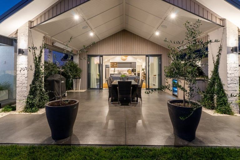 Photo of property in 25 Mike Smith Drive, Cambridge, 3434