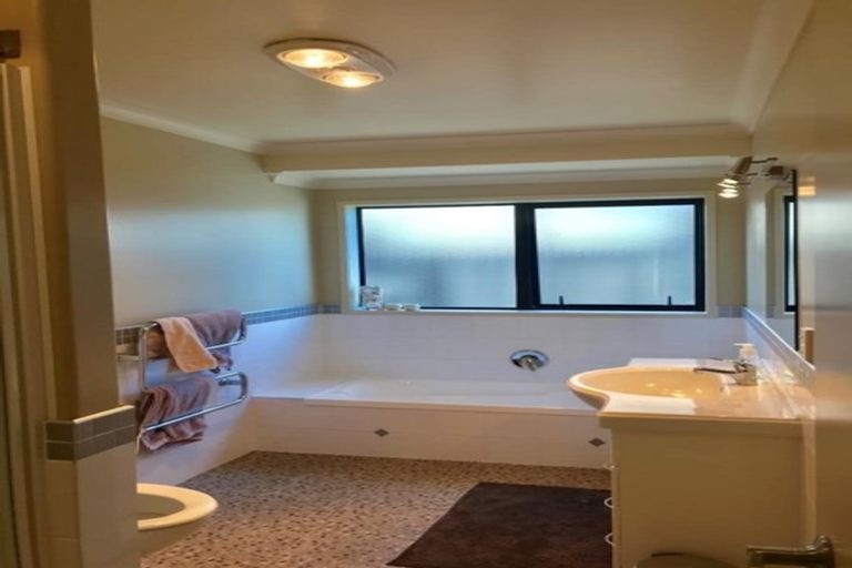 Photo of property in 29 Nautilus Drive, Gulf Harbour, Whangaparaoa, 0930