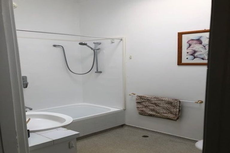 Photo of property in 10u1 Hobson Crescent, Thorndon, Wellington, 6011