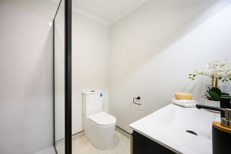 Photo of property in 11 Lancaster Street, Highbury, Palmerston North, 4412