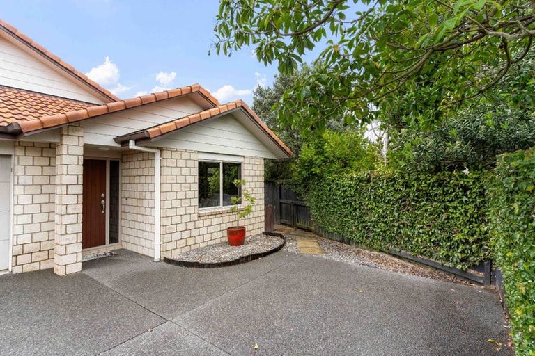 Photo of property in 32 Popata Close, Papamoa Beach, Papamoa, 3118