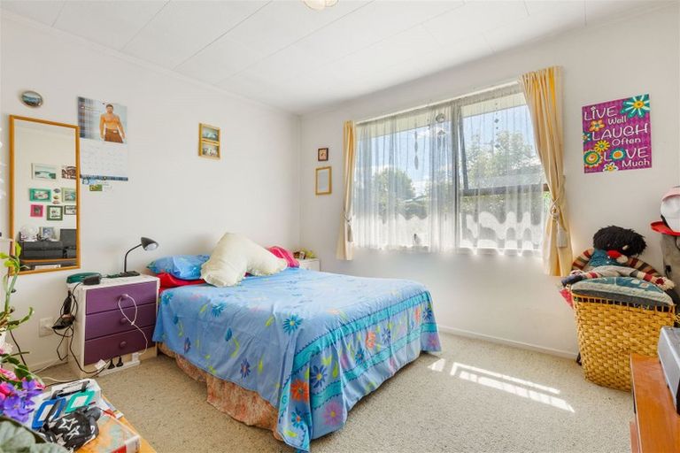 Photo of property in 18 Arney Road, Ranui, Auckland, 0612