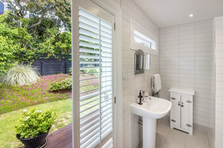 Photo of property in 38 Albert Road, Devonport, Auckland, 0624