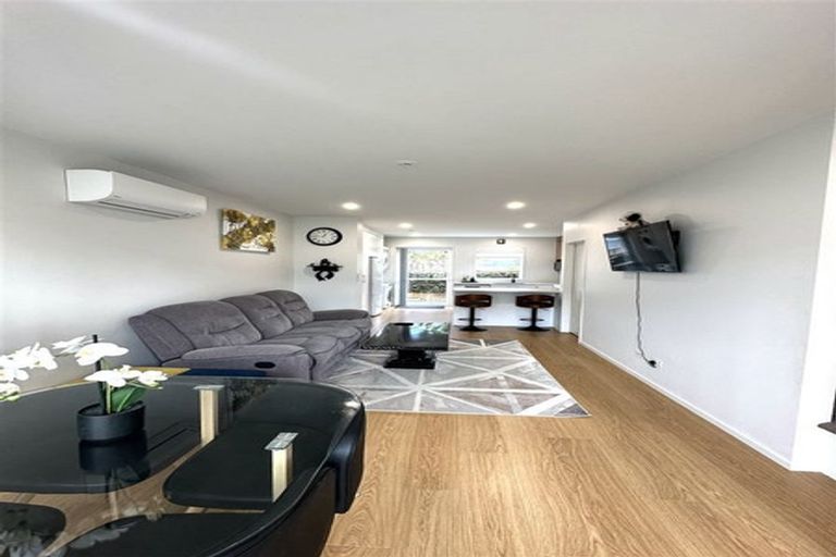 Photo of property in 5/20 James Laurie Street, Henderson, Auckland, 0612