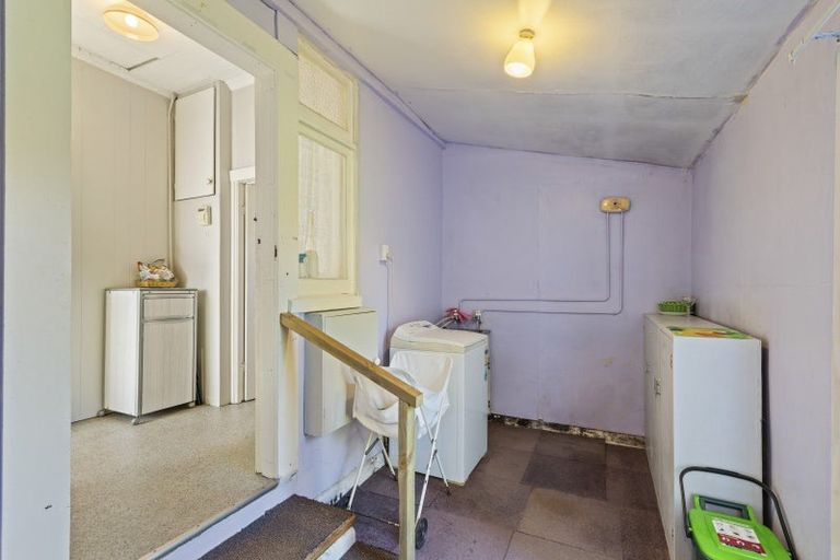 Photo of property in 11a Queen Street, Waitara, 4320