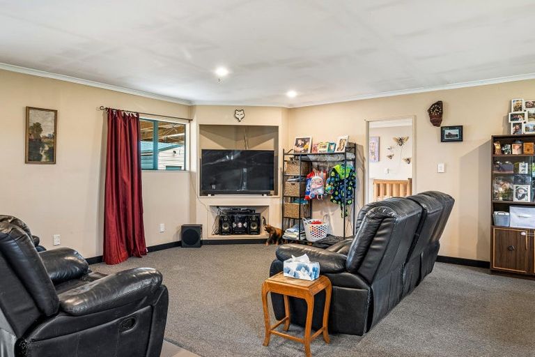 Photo of property in 293 Koputaroa Road, Koputaroa, Shannon, 5575