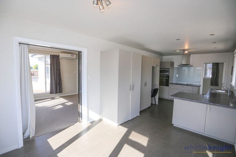 Photo of property in 74 Springs Road, Hornby, Christchurch, 8042