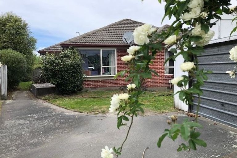 Photo of property in 124 Harris Crescent, Papanui, Christchurch, 8053