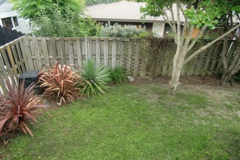 Photo of property in 2/30 Elliott Avenue, Bayview, Auckland, 0629