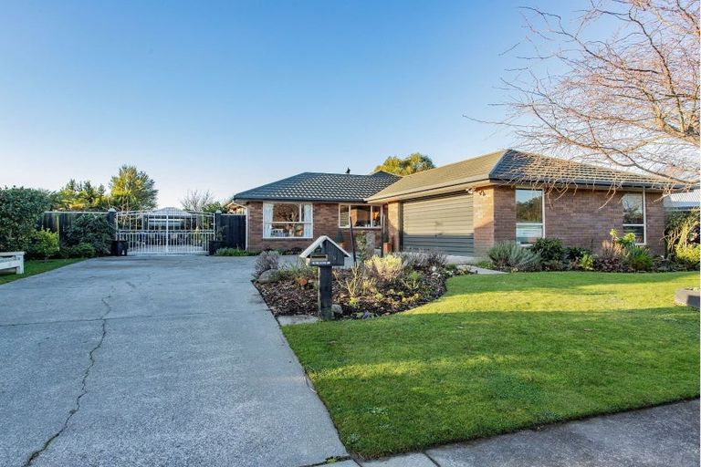 Photo of property in 5 Manahi Place, Woodend, 7610