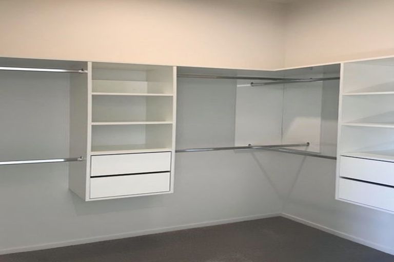 Photo of property in 3 Gamble Way, Massey, Auckland, 0614