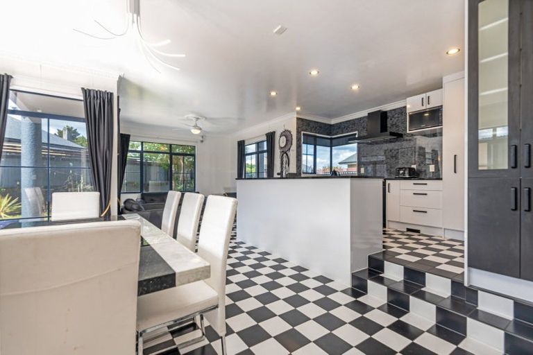 Photo of property in 18 Rose Place, Awapuni, Palmerston North, 4412