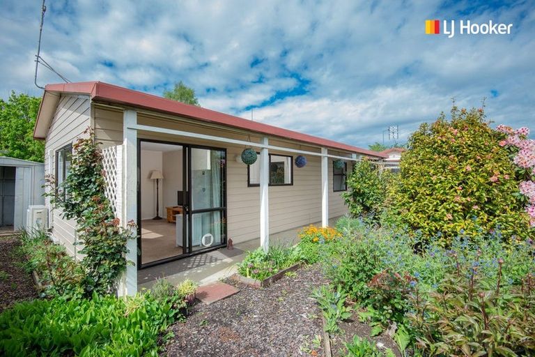 Photo of property in 9b Gordon Road, Mosgiel, 9024