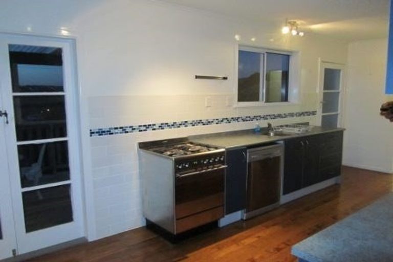 Photo of property in 74 Handforth Street, Onerahi, Whangarei, 0110