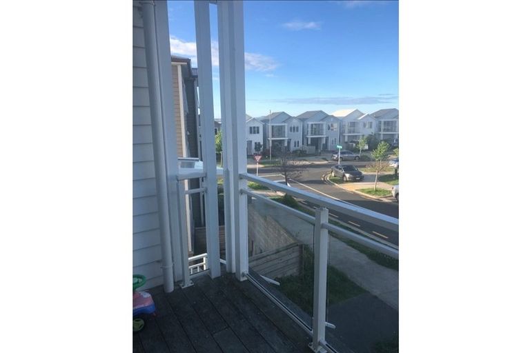 Photo of property in 3 Manawatere Way, Flat Bush, Auckland, 2019