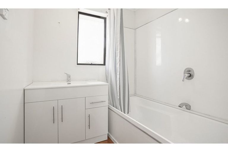 Photo of property in 80 Cargill Street, Waikiwi, Invercargill, 9810