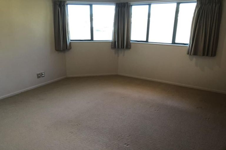 Photo of property in 12a Chippenham Grove, Churton Park, Wellington, 6037