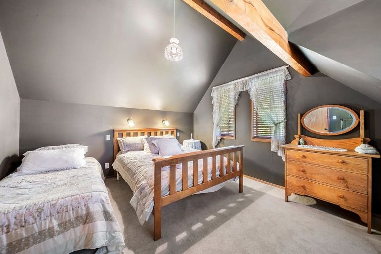 Photo of property in 9 Hunter Crescent, Wanaka, 9305