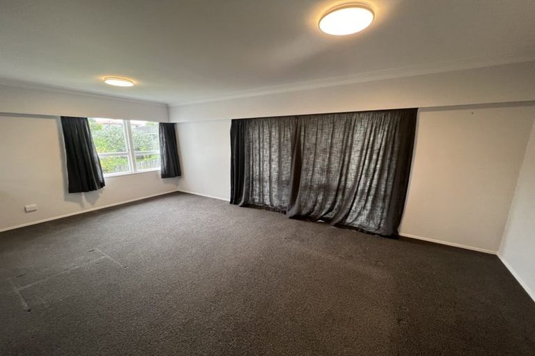 Photo of property in 5 Bellfield Road, Opaheke, Papakura, 2113