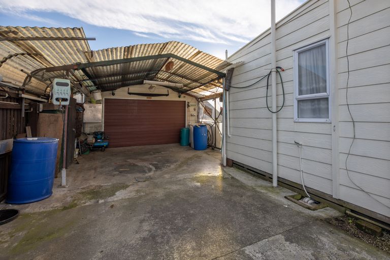Photo of property in 16 Washbournes Road, Wigram, Christchurch, 8042
