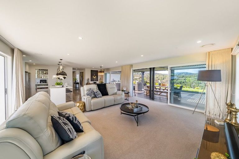 Photo of property in 303 Fairview Drive, Akatarawa, Upper Hutt, 5372