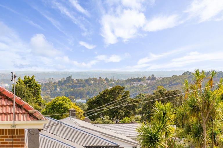 Photo of property in 151 Rosier Road, Glen Eden, Auckland, 0602