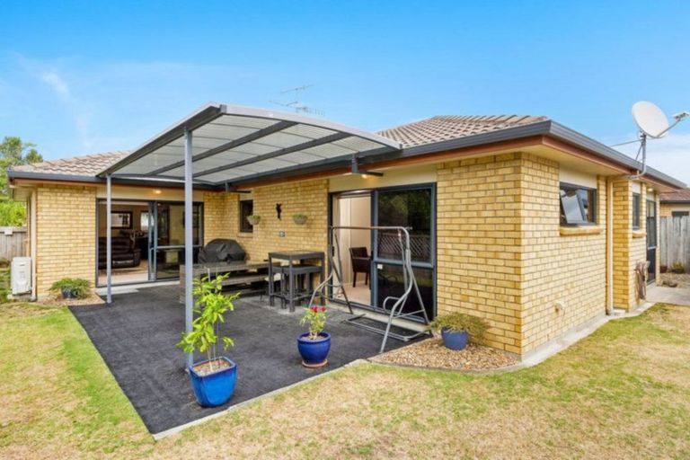 Photo of property in 51 Pirika Place, Papamoa Beach, Papamoa, 3118