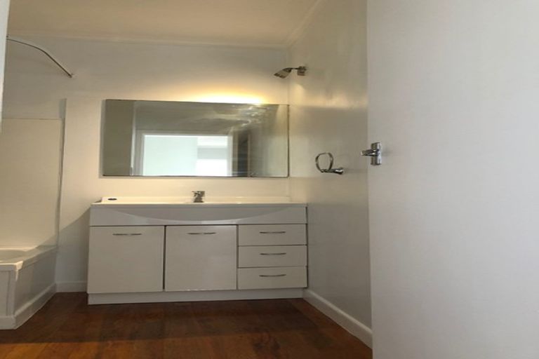 Photo of property in 3/22 Alton Avenue, Hillcrest, Auckland, 0627