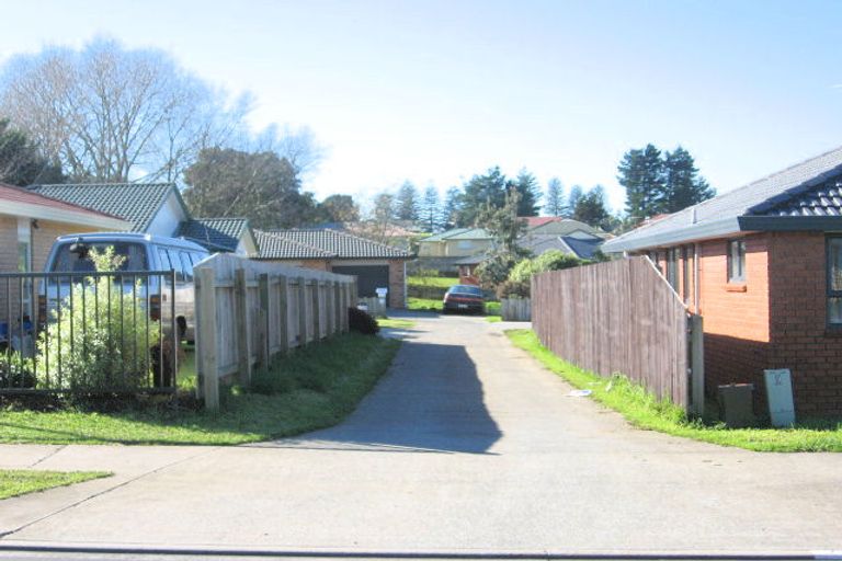 Photo of property in 8 Castlefinn Drive, Weymouth, Auckland, 2103