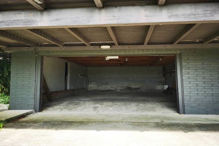 Photo of property in 37 Rosalind Road, Glenfield, Auckland, 0629