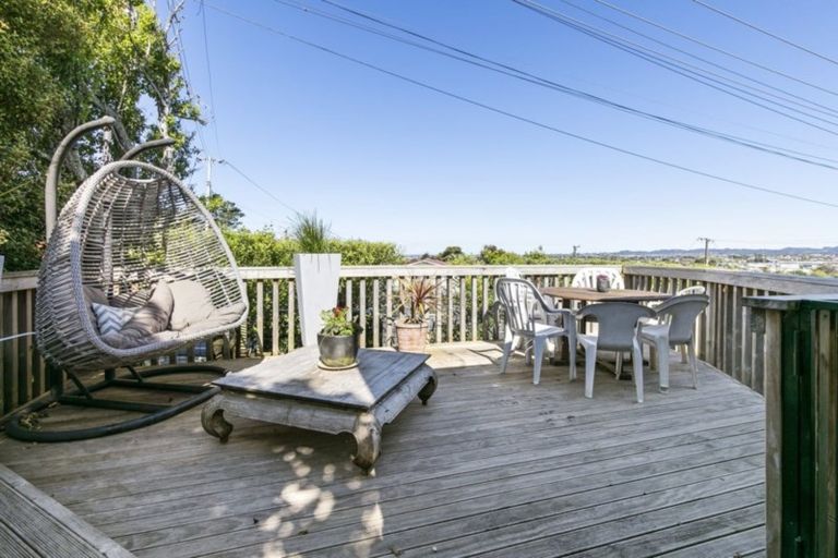 Photo of property in 66 Don Buck Road, Massey, Auckland, 0614